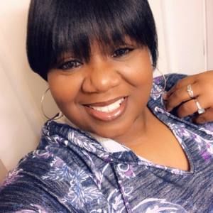 Meet your Posher, Kendra